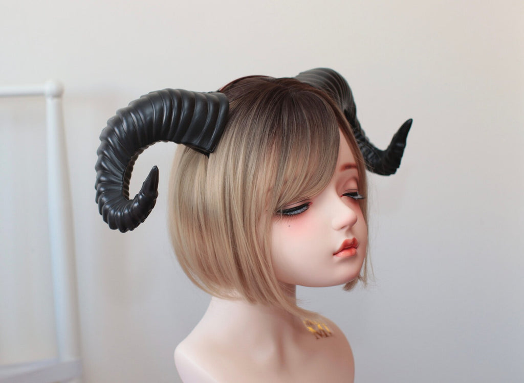 Plain Black Huge Horn Forest Gothic Demon Nymph Ram Horn Headdress Headband Punk Evil sheep Diablo Photography Cosplay【NALUMI】