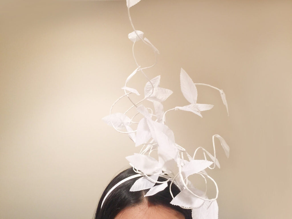 White Leaves Headpiece Adjustable Fasion Forest Modeling Design Costume 【NALUMI】