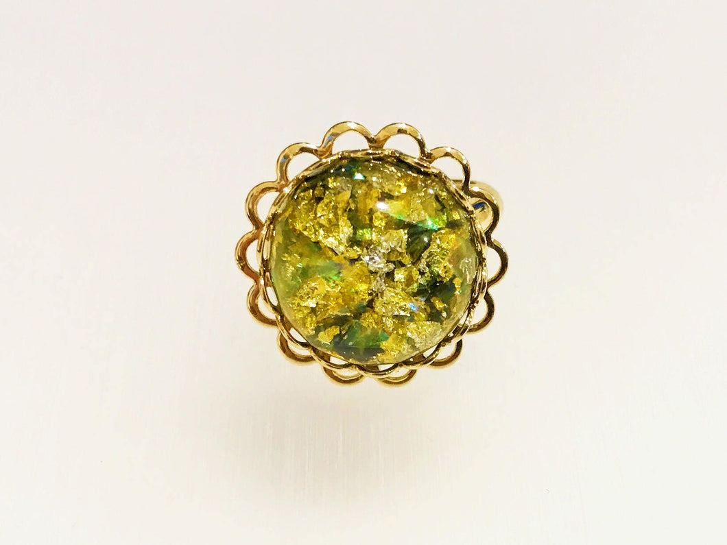 Resin Ring, Silver Gold Plated Crown Oval Seashell Black Gold caldesia Rainbow Glow Reflection 20mm circle