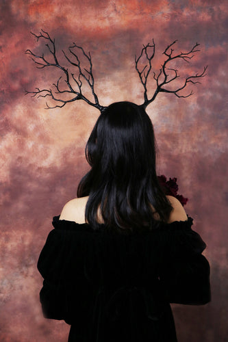 Handcrafted Black Branch Horn Headpiece – Forest-Inspired Antler Crown