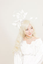 Load image into Gallery viewer, White Leaves Headpiece Adjustable Fasion Forest Modeling Design Costume 【NALUMI】