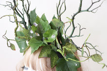 Load image into Gallery viewer, Dark Green Branch Horn Mix Leaves Rhinestones bling Vine Nymph Forest Horn Headdress Headwear Antlers Green Elf Halloween Costume【NALUMI】