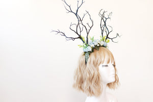 Black Blue Branch Horn Demon Nymph Horn Headdress Antlers Light Blue Flowers Roes Nauturl